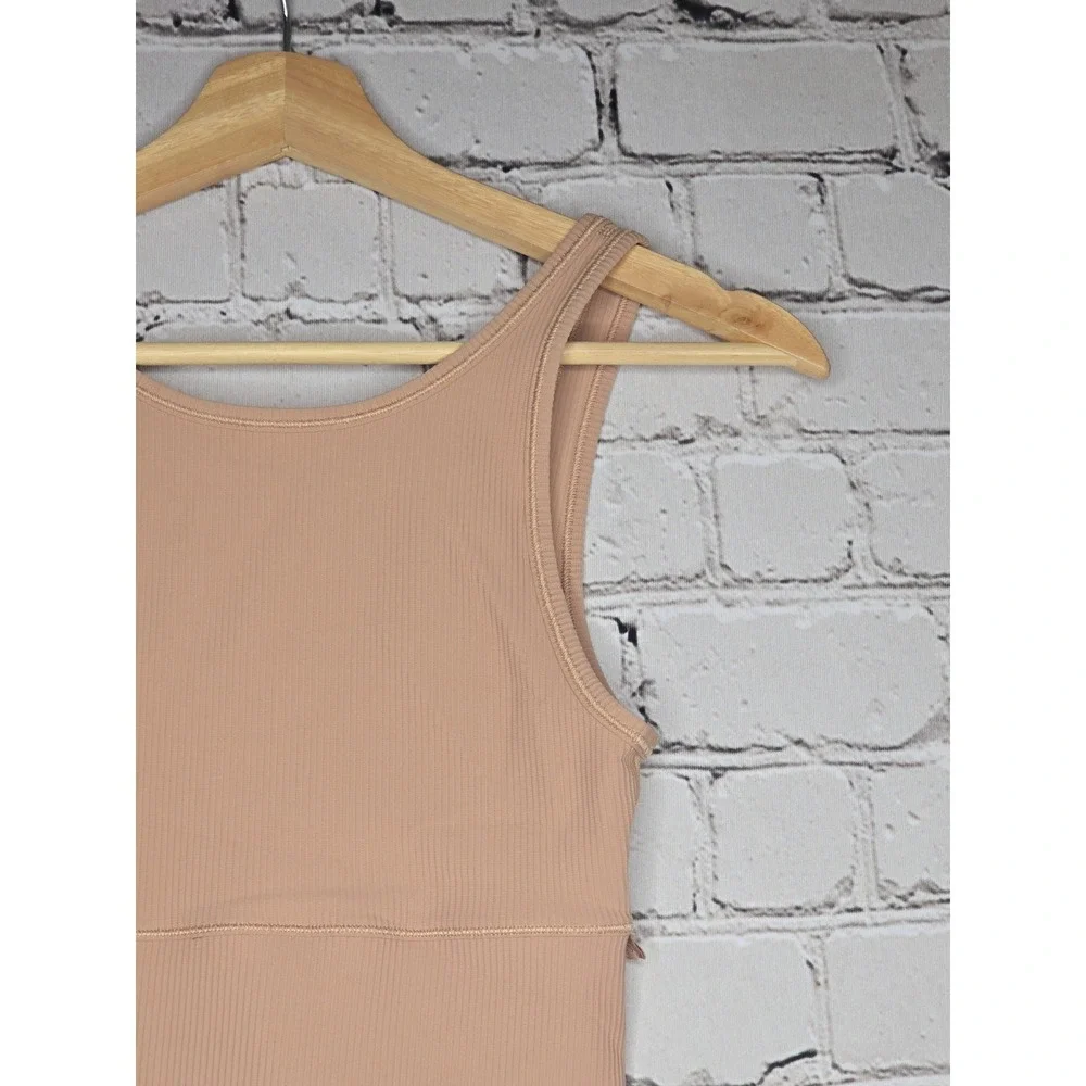 Lululemon Power Pivot Tank‎ Top Ribbed Pale Nude Blush Pink Size Extra Small XS